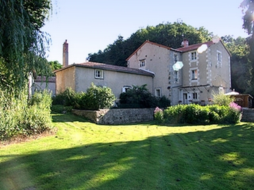 Bed & Breakfast - La Cueille , Romagne Bed & Breakfast - La Cueille , Romagne