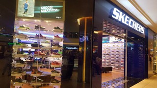 skechers mid valley